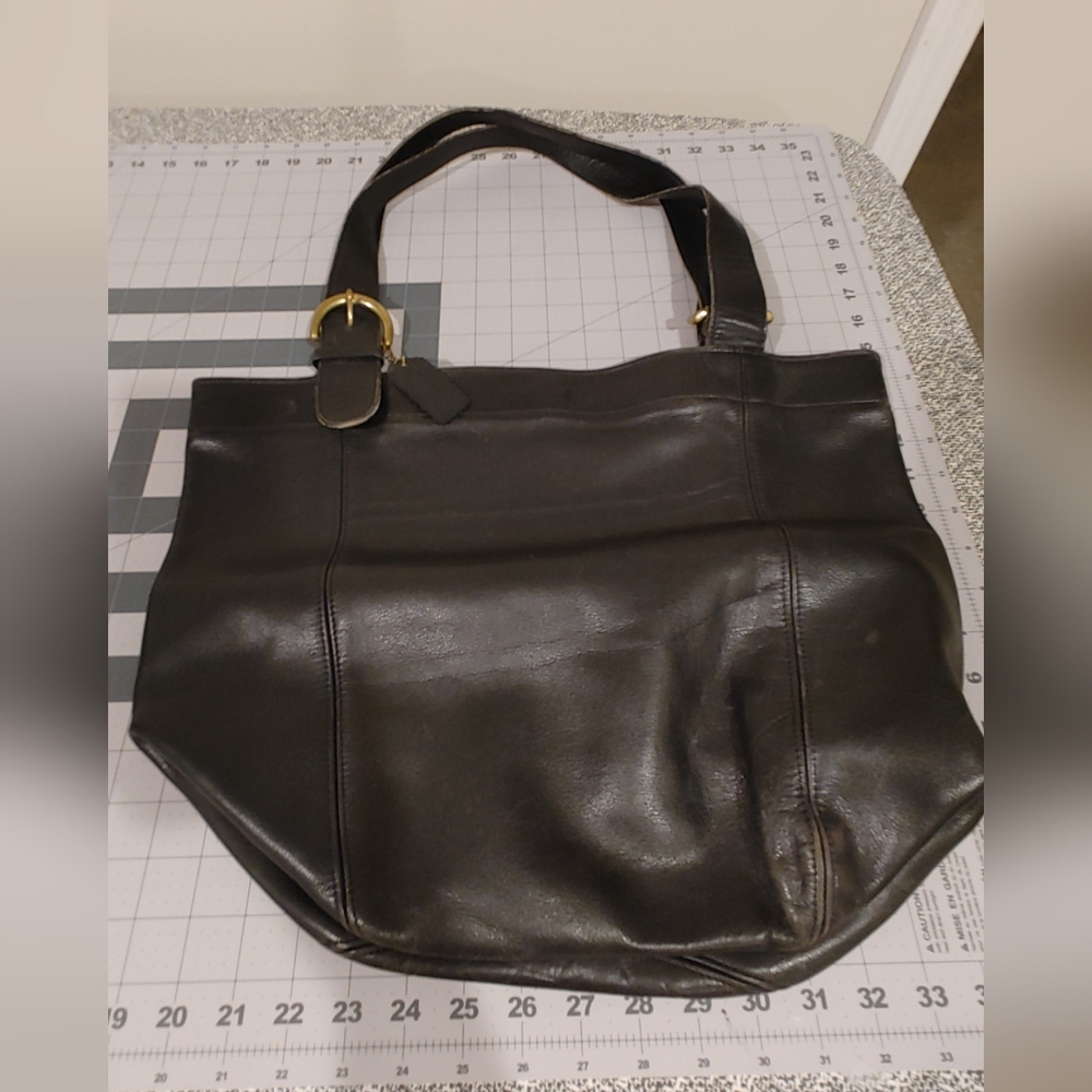 1990s Vintage 4082 XL Soho Coach Tote Purse in Black